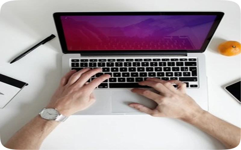 أفضل 5 لابتوبات لعام 2025 تناسب العمل والدراسة